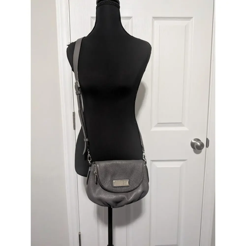 Marc by Marc Jacobs Classic Q Natasha Crossbody Bag Gray Pebbled Leather Y2K